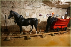 подземный музей в Пешелани. история добычи гипса