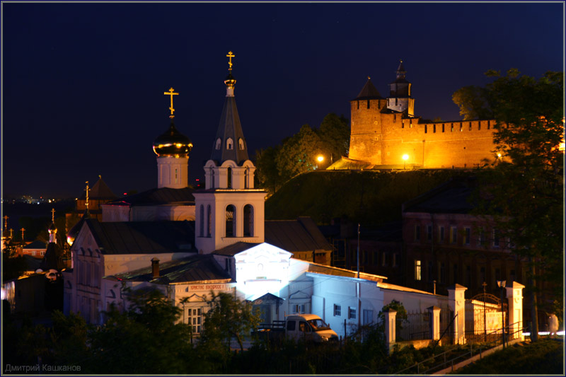 Ночной Кремль. Церковь
