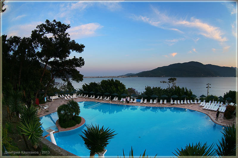 Отель в Турции с бассейном. искажений нет. Фотографии FishEye