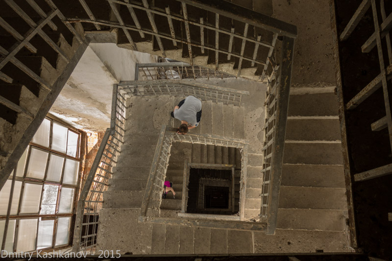 Винтовая лестница в башне Преподобенской колокольни. г. Суздаль