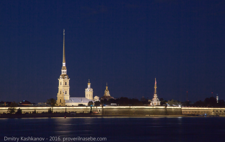 Петропавловская крепость. Ночное фото