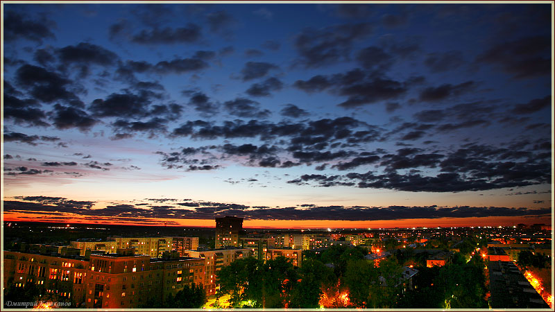 Фото ночного Нижнего Новгорода. Свет в окне