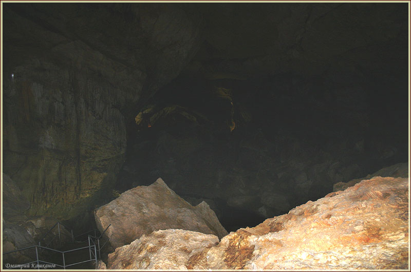 Обвальный зал. Зал перестройки. Обвал в пещере. Мраморная пещера в Крыму. Фото пещер