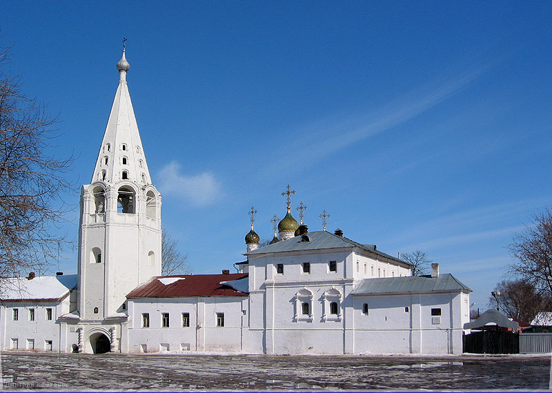 Церковь на главной площади. Город Гороховец Владимирской области